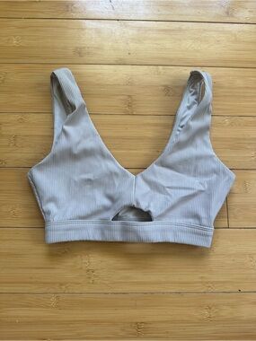 Ribbed Light Gray V-Neck Bralette with Front Cutout